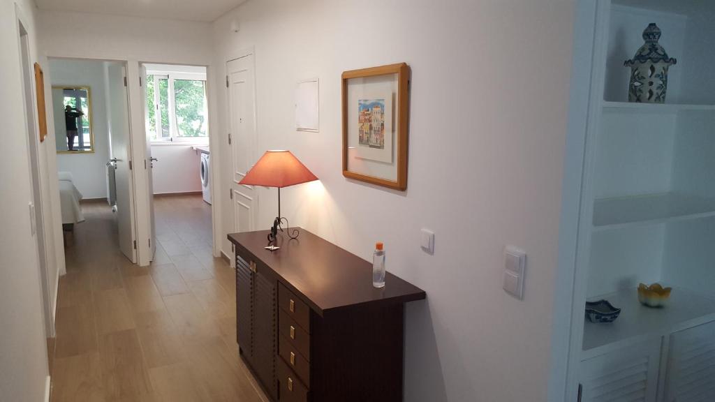 Sunshine Apartment room 6